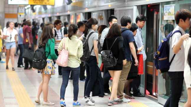 特朗普称没有人比我更懂韩国 结果下一秒就翻车