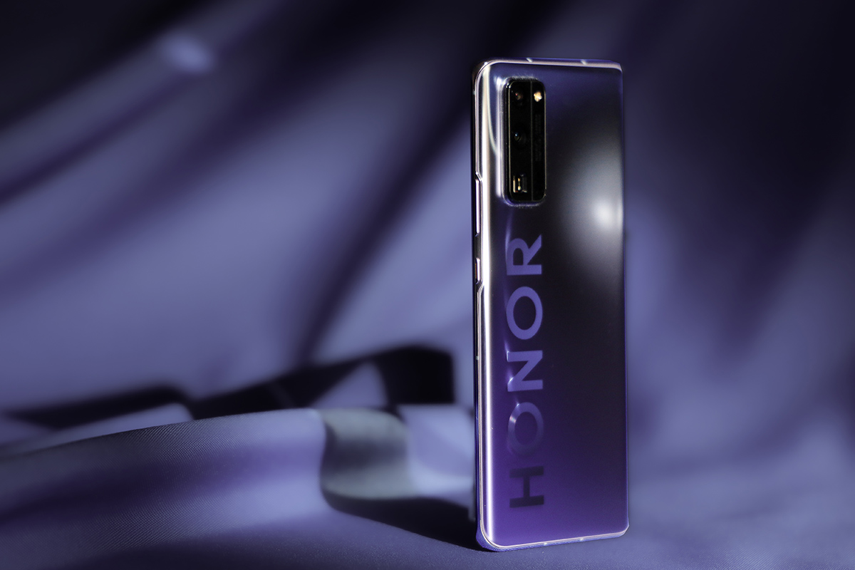 OV、苹果、荣耀，5000档以上旗舰华山论剑，谁是