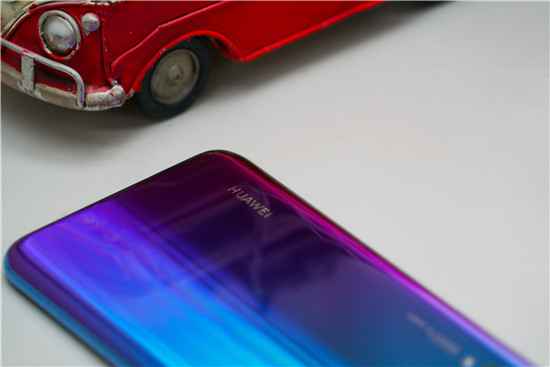 陈黎芳谈及对“孟晚舟”案件、5G等话题 ：美国