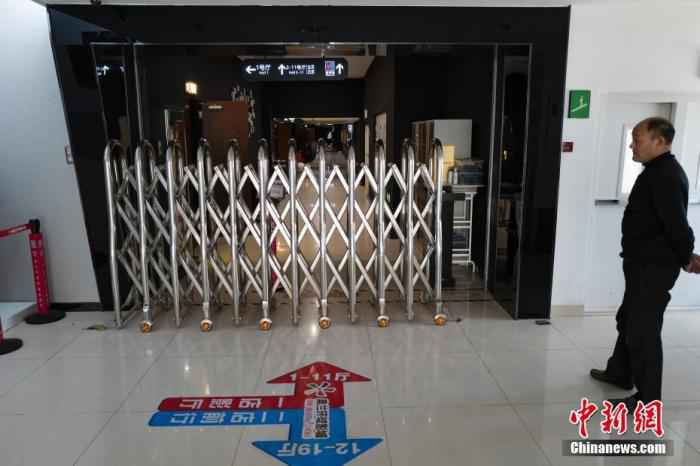 博纳影业副总裁坠楼身亡，贾樟柯称为“行业之