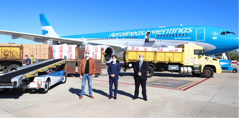 疫中看拉美丨中阿合作搭建“空中桥梁”