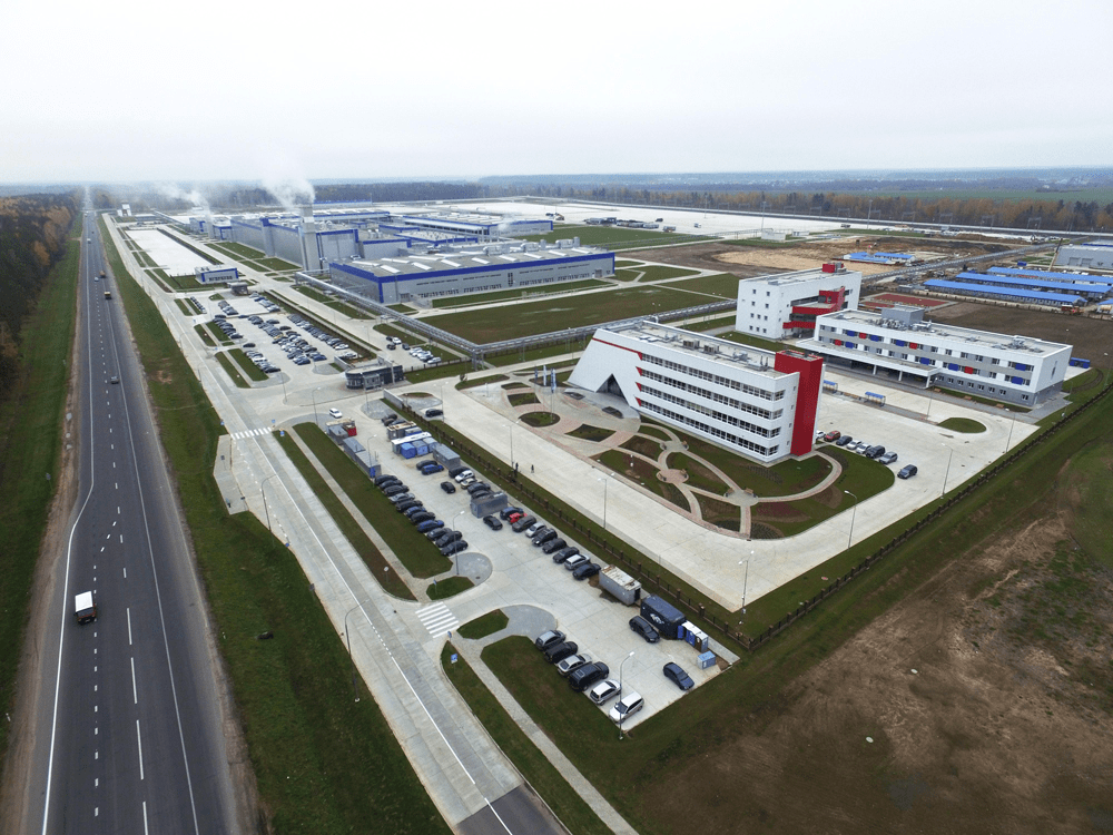 中国代工厂的尴尬：100块的墨镜，贴上logo，售价