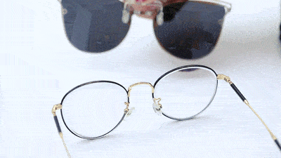 中国代工厂的尴尬：100块的墨镜，贴上logo，售价