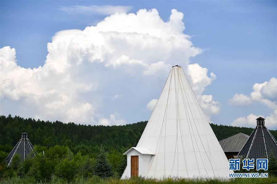 走向我们的小康生活｜走出山林奔小康