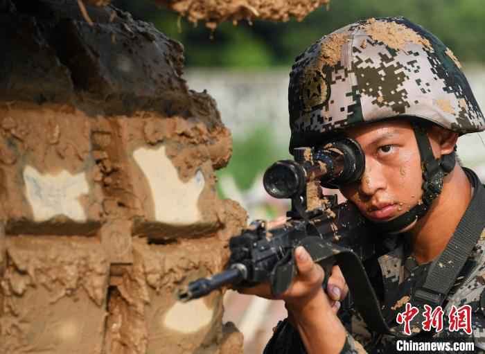 “硬骨头六连”建设过硬连队纪实（二）：矢志