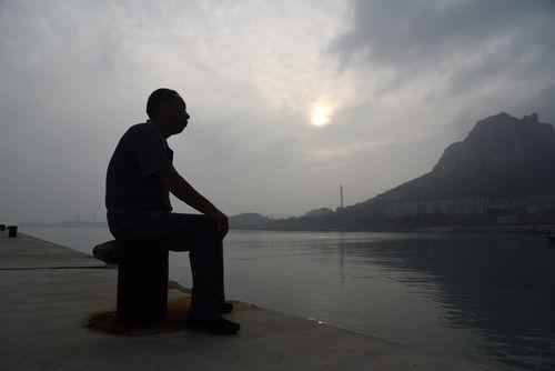 一座“四无”岛 五代“拥军船”