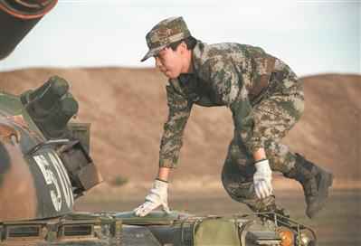 “天山之花”绽放火热军营