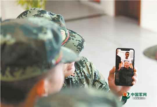 70年前参加抗美援朝战争，如今93岁的他坚持在家