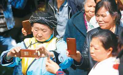 人民日报海外版：带火新闻传播 Vlog创作的春天来