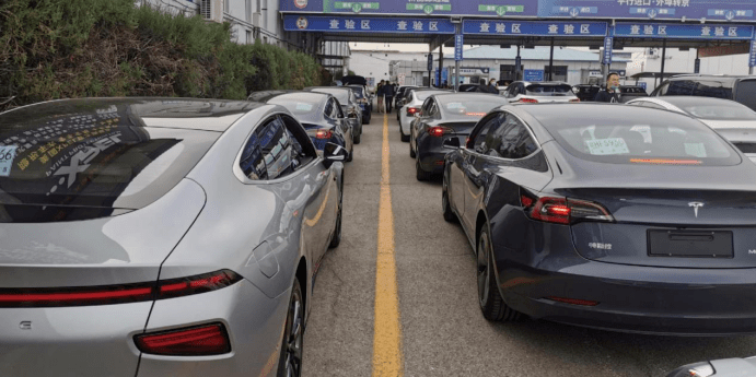 国产特斯拉Model 3出口海外，国内“韭菜”又不淡