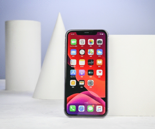 买新还是选旧？众网友的疑惑：一加8T与iPhone11如