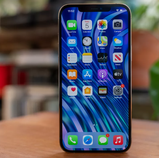 iPhone 12 Pro Max 苹果最大的iPhone带来令人印象深刻